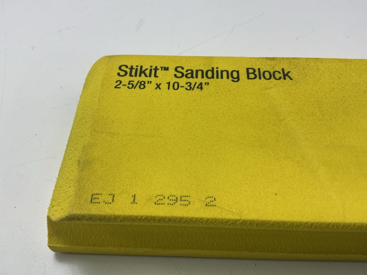 3M 05695 2-5/8'' X 10-3/4'' Yellow Hand Sanding Block, Stikit, 5695