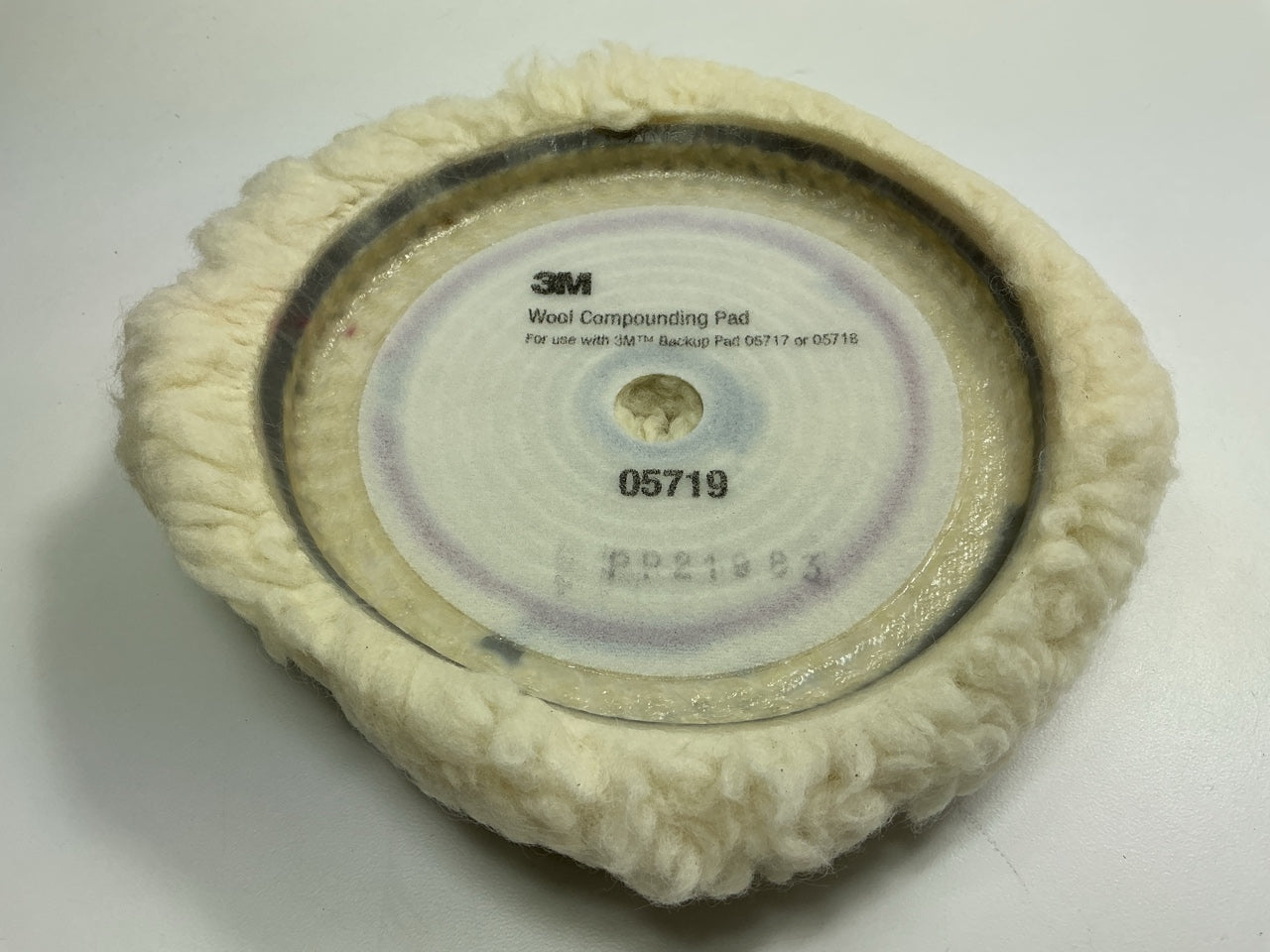 3M 05719 Perfect-It III Single-Side Wool Compounding Pad Detail Car Waxing 5719