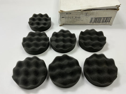 (7) 3M 05726 Perfect-it Hookit Foam Polishing Pad, Waffle Face, 3''