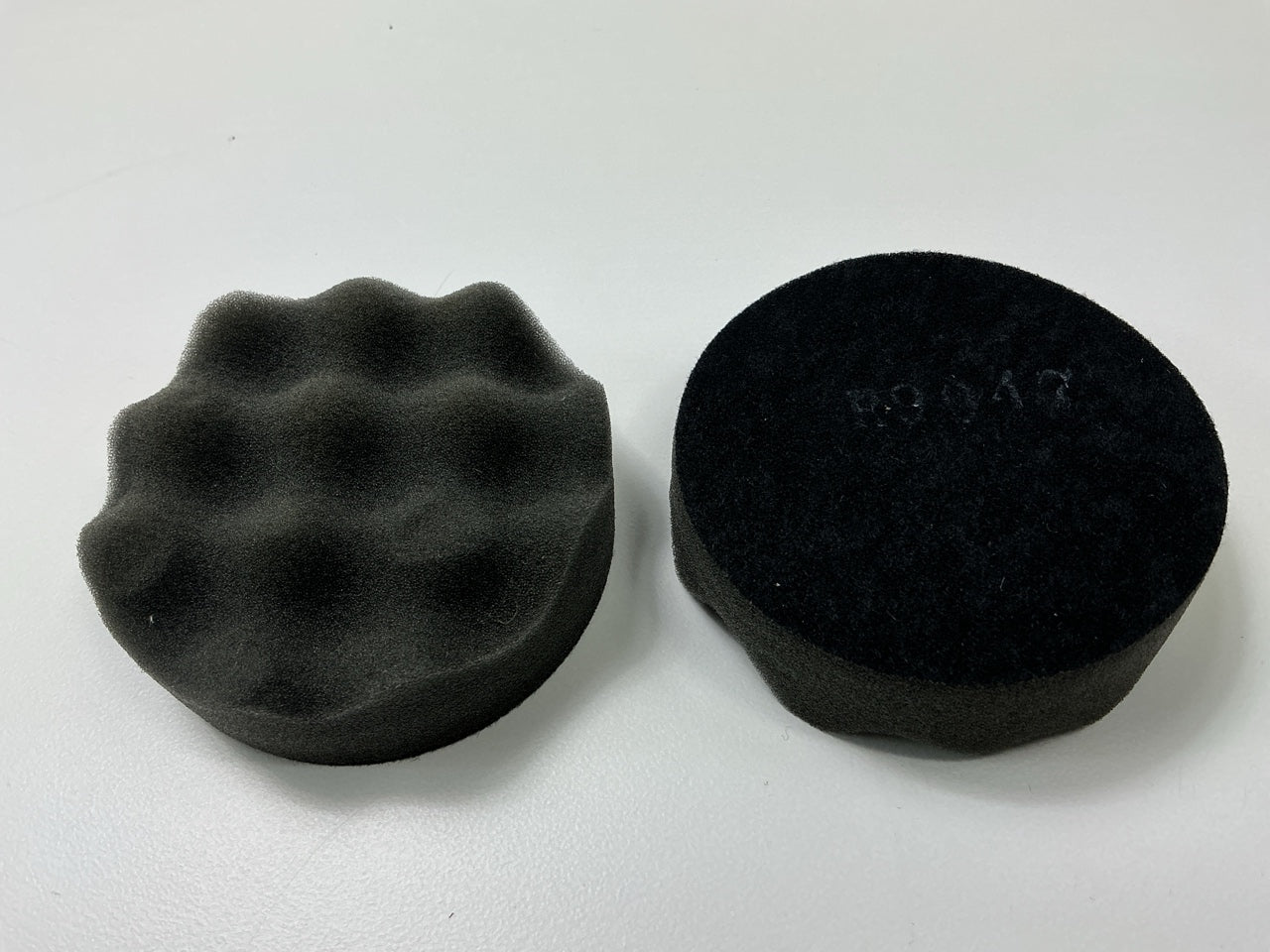 (7) 3M 05726 Perfect-it Hookit Foam Polishing Pad, Waffle Face, 3''