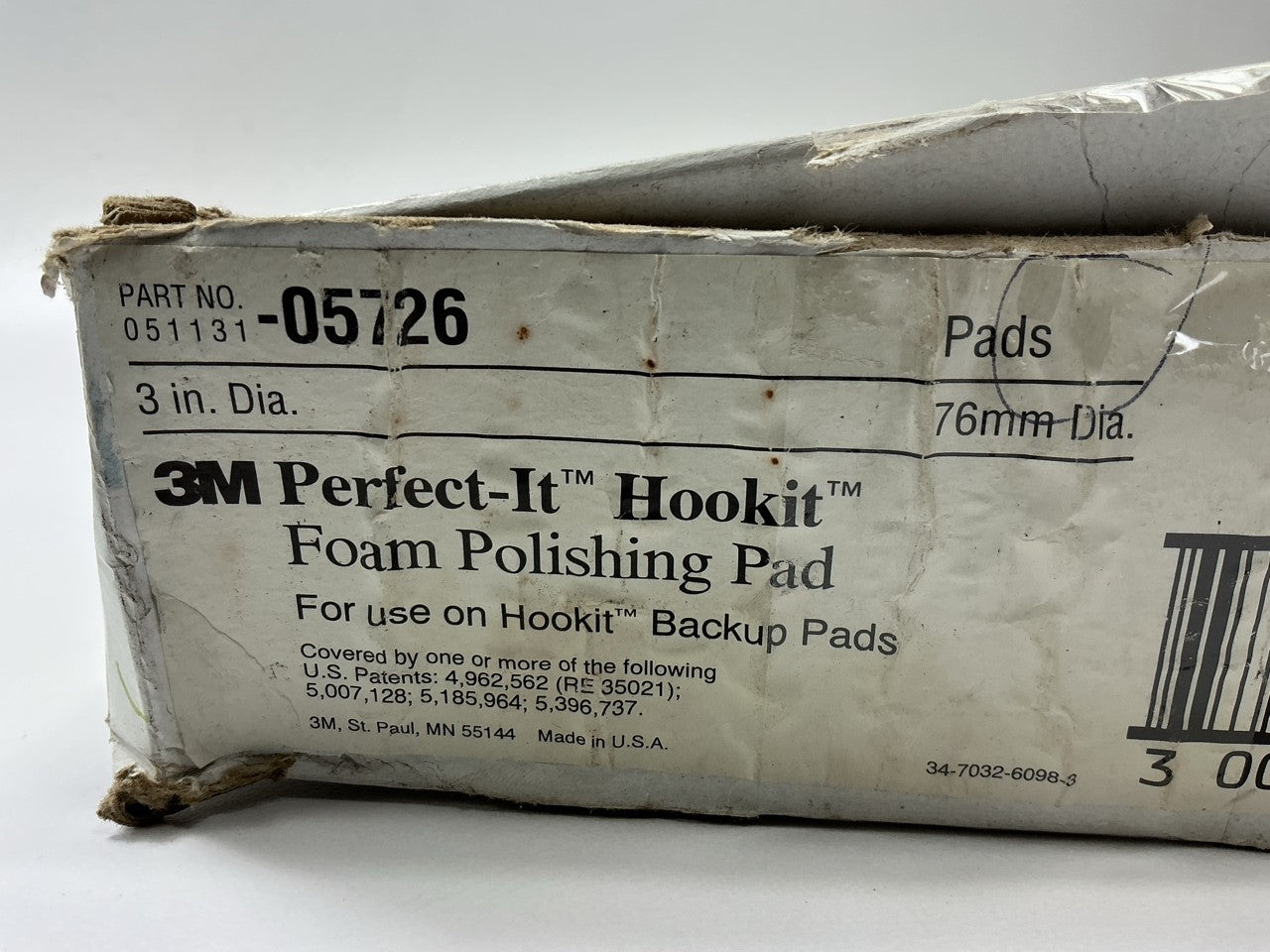 (7) 3M 05726 Perfect-it Hookit Foam Polishing Pad, Waffle Face, 3''