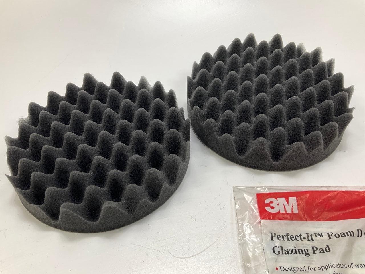 3M 05729 Perfect-It 6-3/4'' DA Glazing Buffing Pad 6'', Pack Of 2