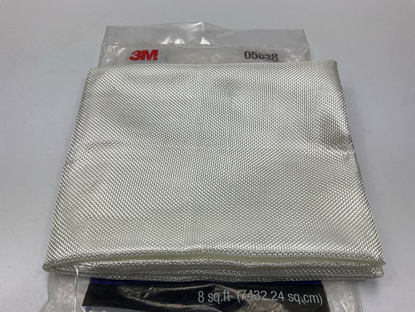 3M Bondo 05838 8 Square Feet Fiberglass Cloth, Fiber Glass Repair
