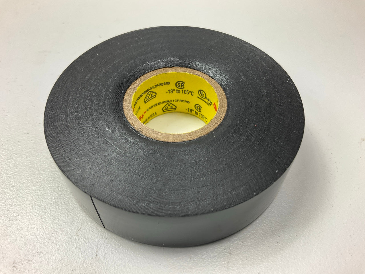 3M 06132 Scotch Vinyl Electrical Tape 3/4 Inch By 66 Foot Black (19 Mm X 20,1 M)