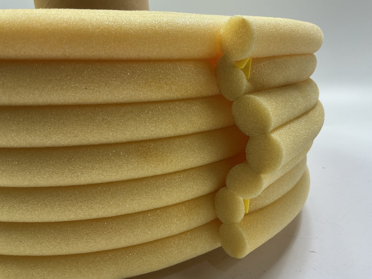 Damaged 3M 06298 Soft Edge Foam Masking Tape, 19mm Width (.75 Inches) X 35m