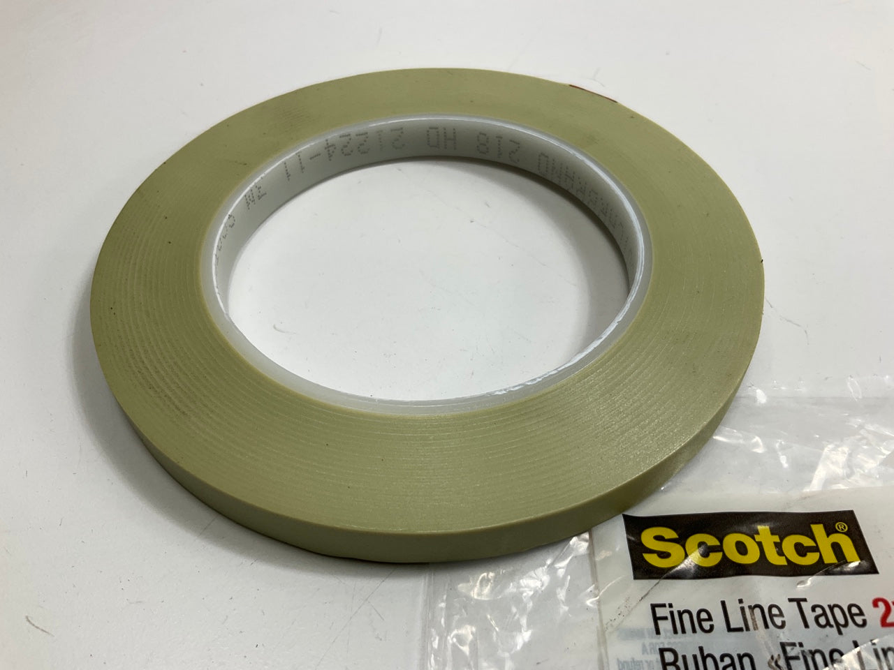 3M 06302 Fine Line Masking Tape - 3/8'' X 60 Yards