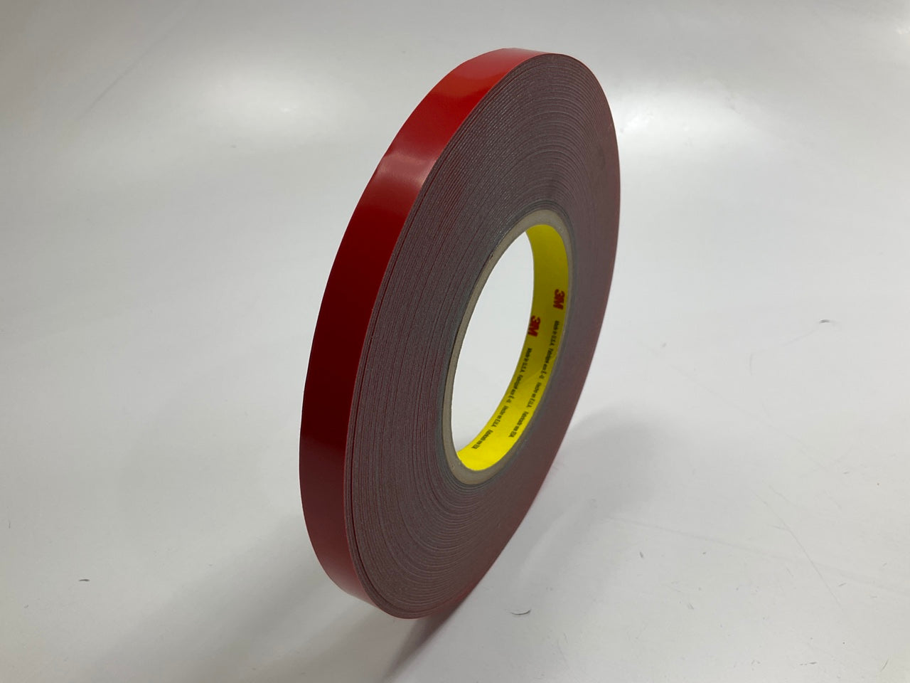3M 06377 Automotive Exterior Attachment Tape 1/2'' X 20 Yd Gray Auto Trim Molding