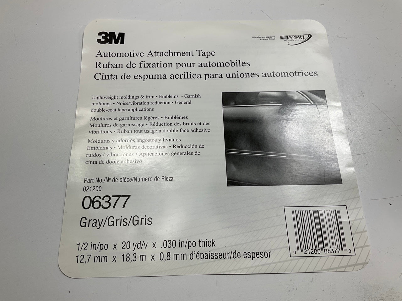 3M 06377 Automotive Exterior Attachment Tape 1/2'' X 20 Yd Gray Auto Trim Molding
