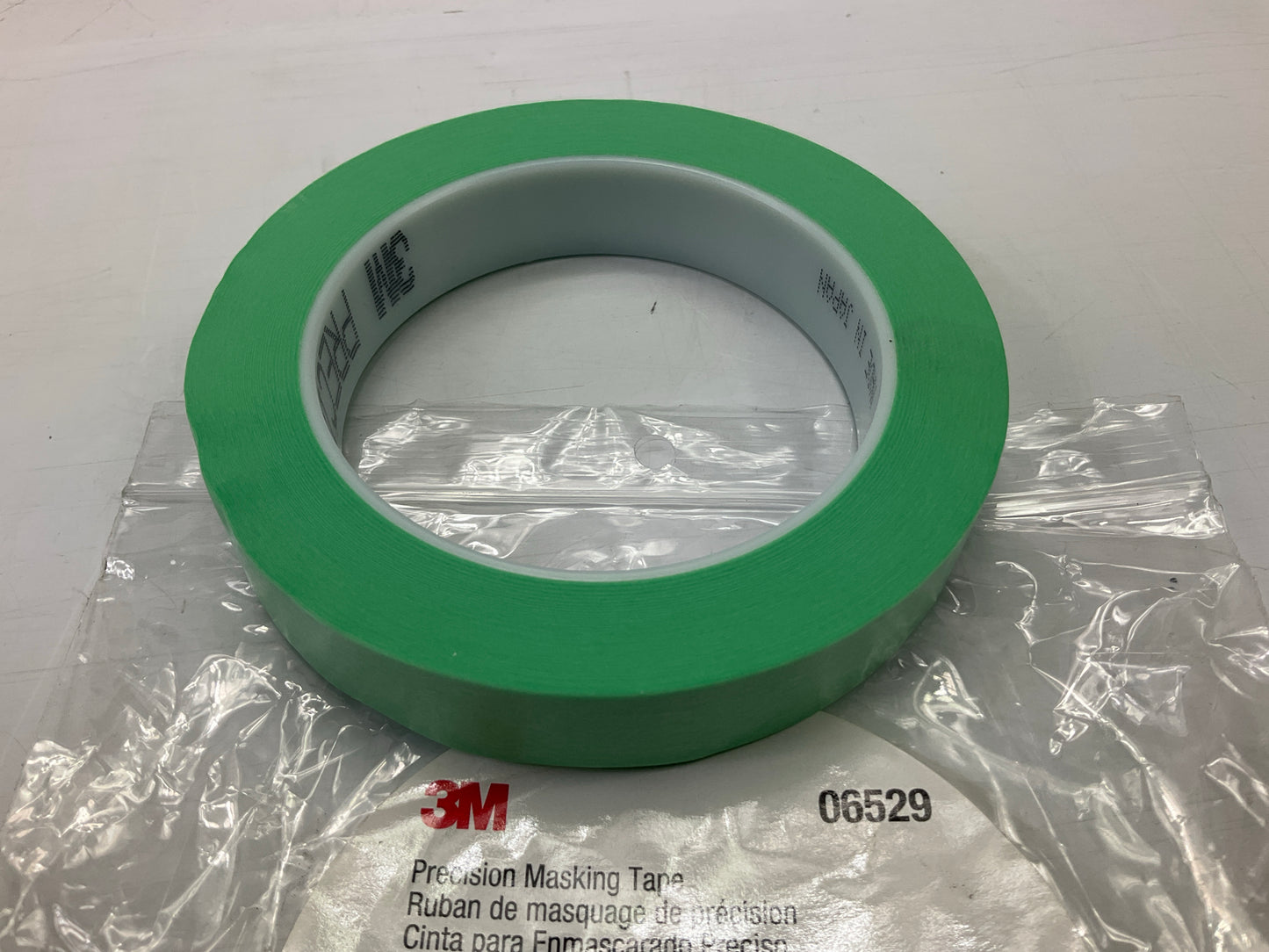 1 Roll - 3M 06529 Precision Green Masking Tape, 3/4 Inch X 60 Yards