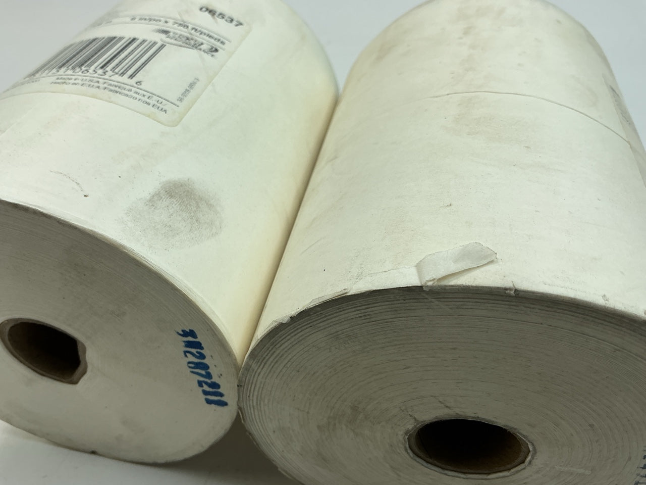AS SHOWN (2) Rolls 3M 06537 White Masking Paper Heat Resistant Lint Free 6''x750'