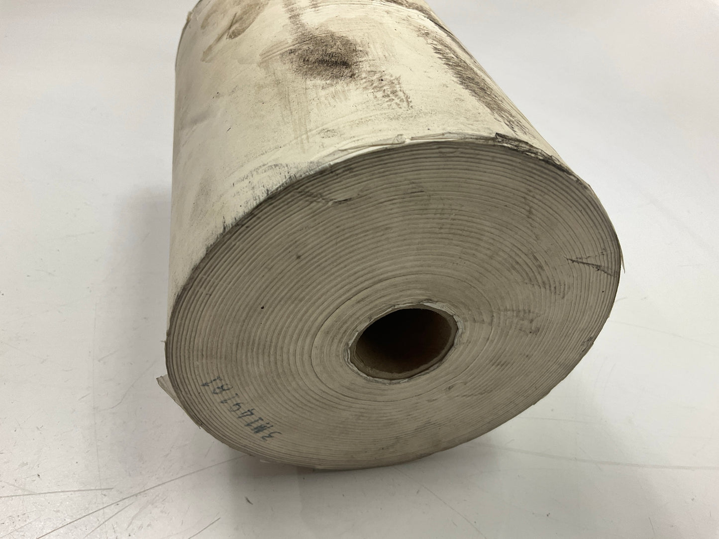 AS SHOWN, 3M 06537 White Masking Paper Heat Resistant Flexible Lint Free 6''x750'