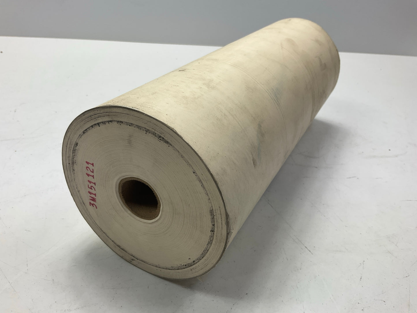 COSMETIC DAMAGE - 3M 06538 White Automotive Paint Masking Paper 12'' X 750 Feet