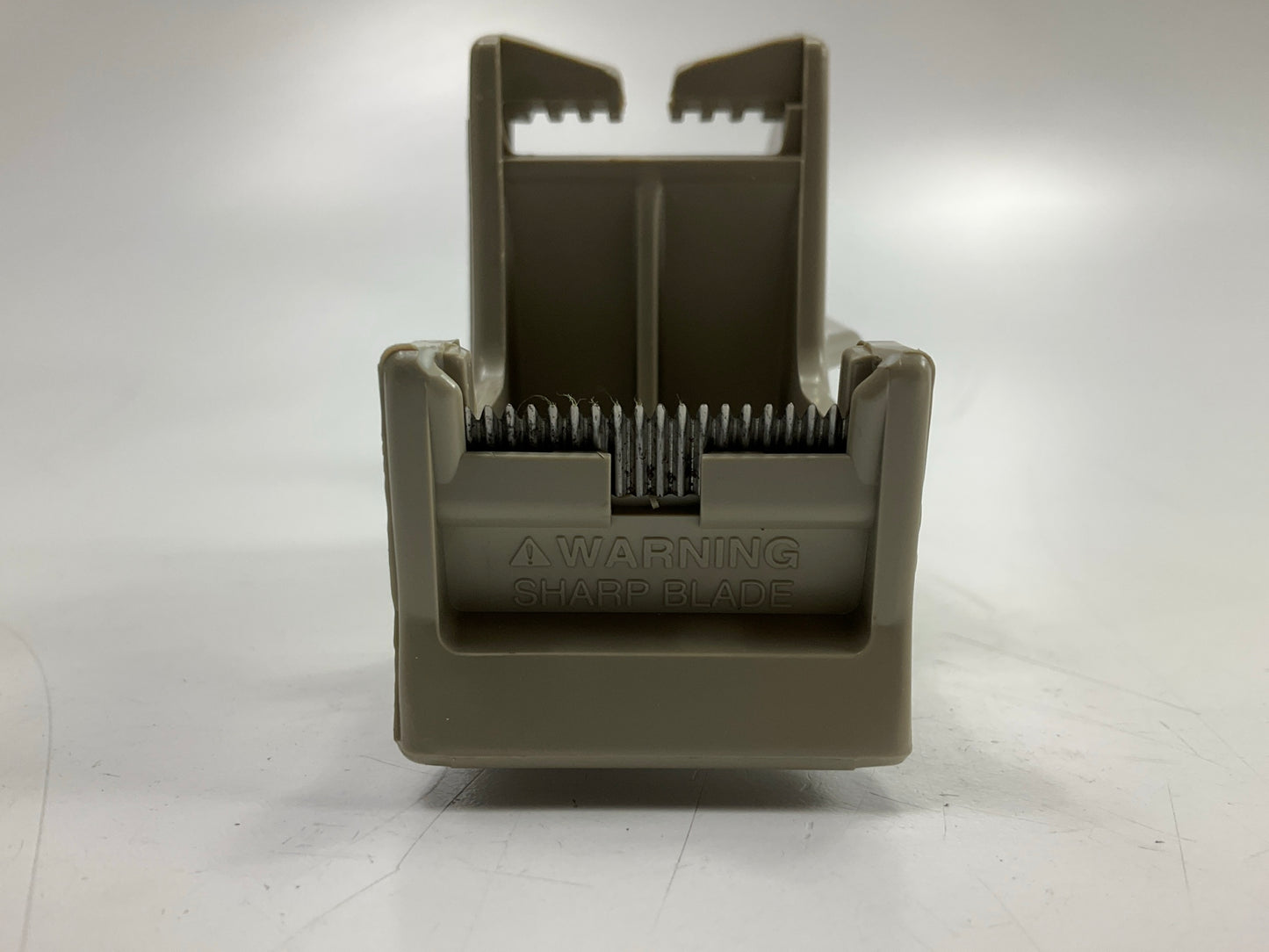 3M 06910 Scotch Filament Tape Hand Dispenser H10, 1/2'' To 1'' Wide Filament Tape