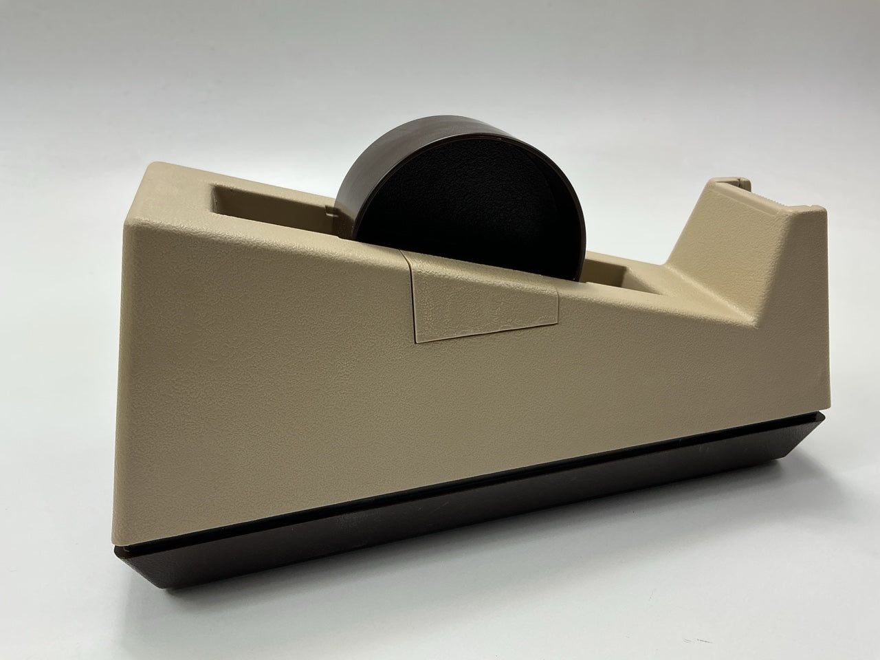 3M Scotch 06924 Heavy-Duty Tape Dispenser C256 Beige - Holds Up To 1'' Wide Tape