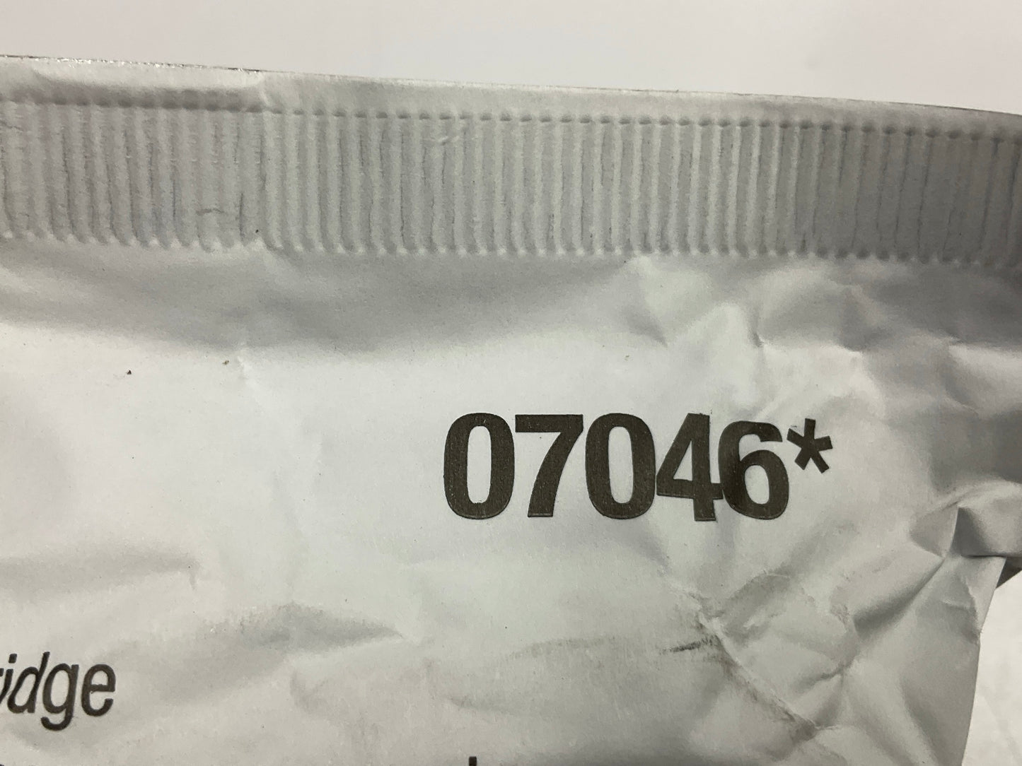 3M 07046 Organic Vapor Cartridge 6001 - 2 Pack (as Shown) Exp. 05/2027