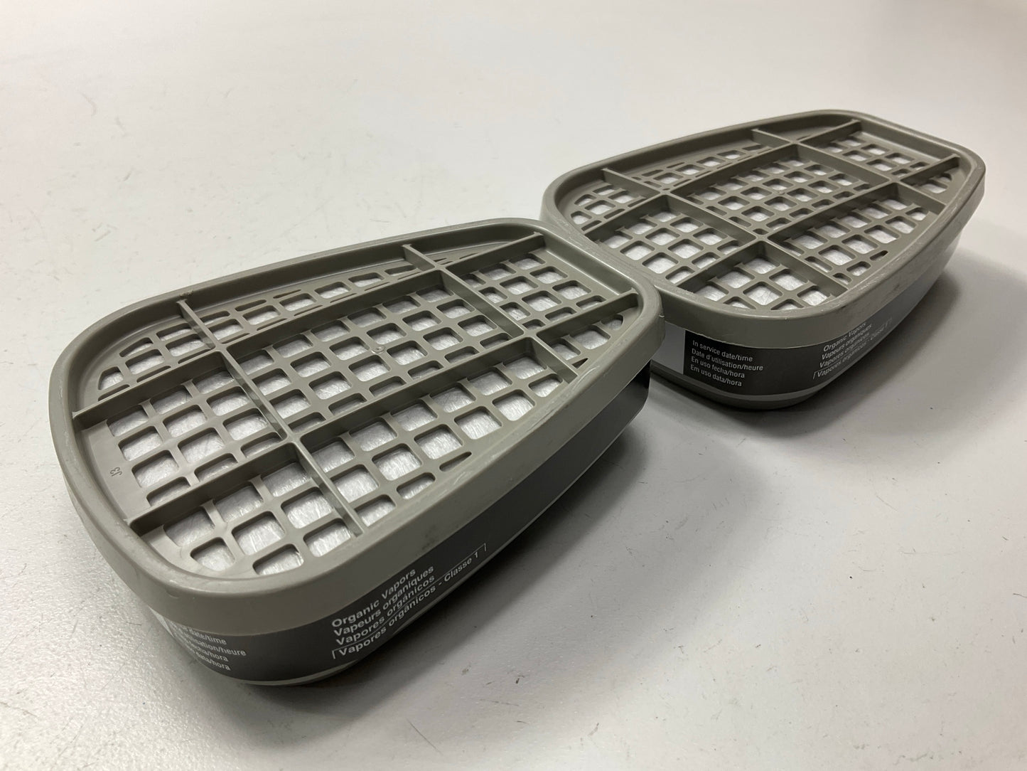 3M 07046 Organic Vapor Cartridge 6001 - 2 Pack (as Shown) Exp. 05/2027