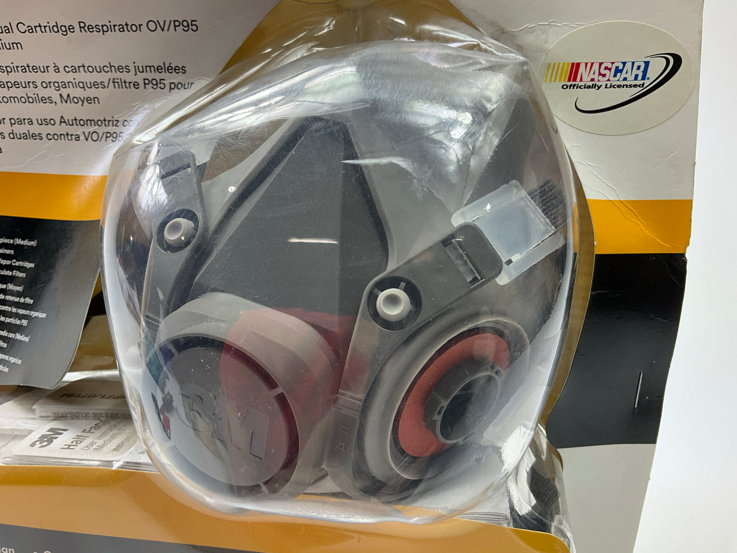 3M 07178 Automotive Paint Spray Respirator Mask, Medium OV/P95 Exp. 02/2026