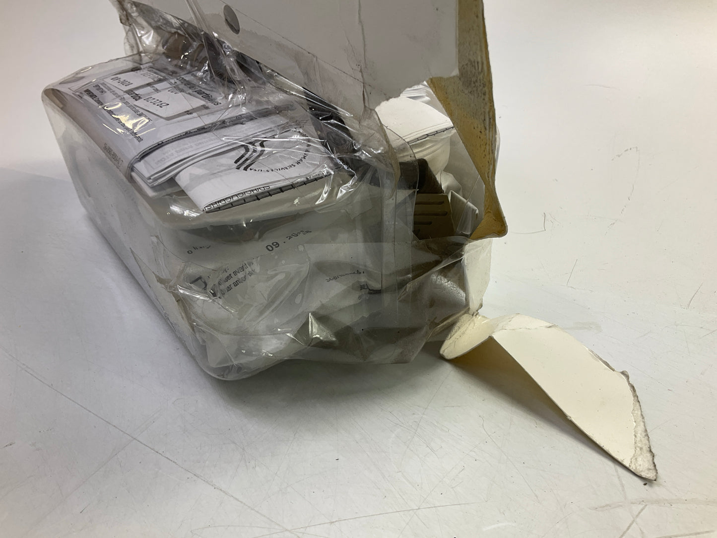 OPEN BOX 3M 07178 Paint Spray Respirator Mask, Medium OV/P95 Exp. 09/2028