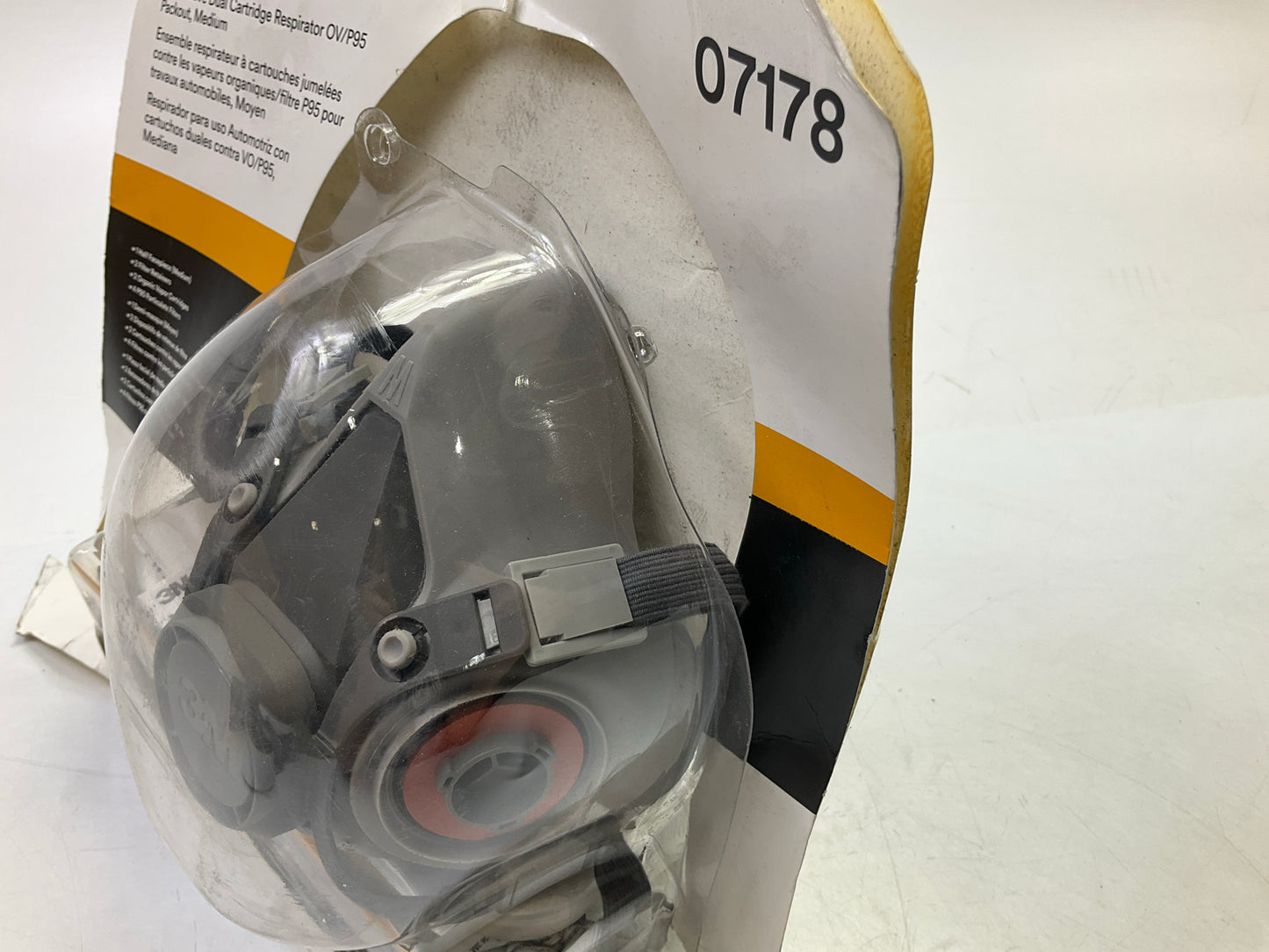 OPEN BOX 3M 07178 Paint Spray Respirator Mask, Medium OV/P95 Exp. 09/2028