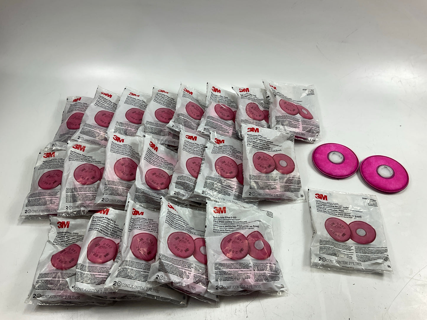 21 PACKS 3M 07184 Particulate Filter P100 Organic Vapor Relief Filter (42 TOTAL)