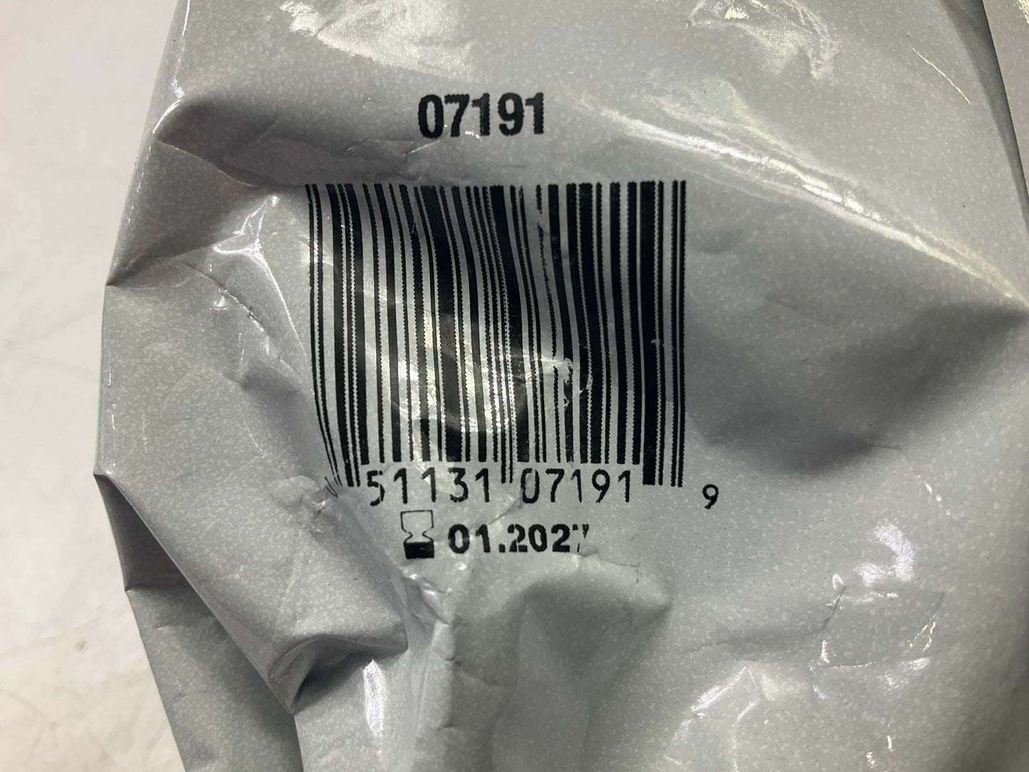 3M 07191 Dual Cartridge Respirator Assembly, Organic Vapor/P95 Small 01/2027 Exp