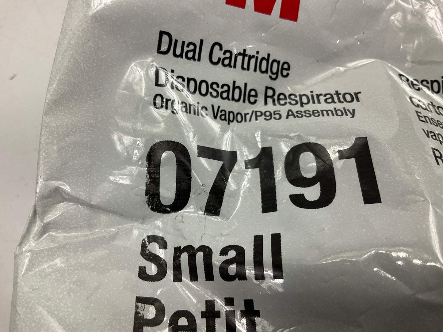 3M 07191 Dual Cartridge Respirator Assembly, Organic Vapor/P95 Small 02/2027 EXP