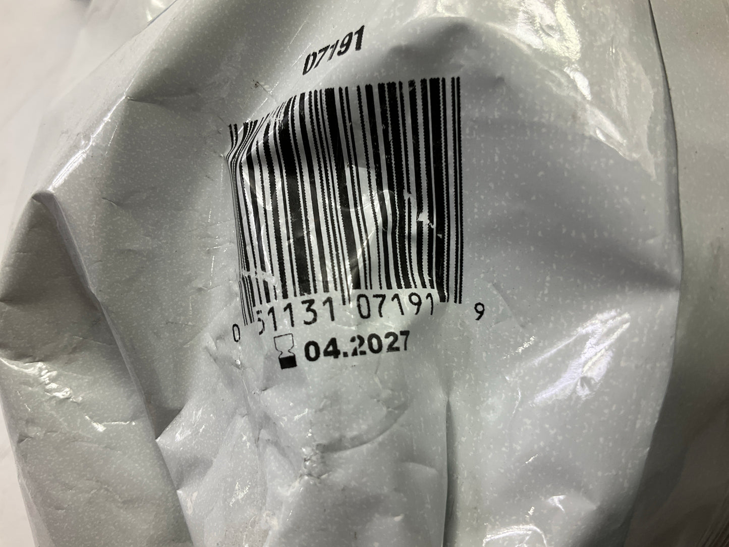 3M 07191 Dual Cartridge Respirator Assembly, Organic Vapor/P95 Small 04/2027 EXP