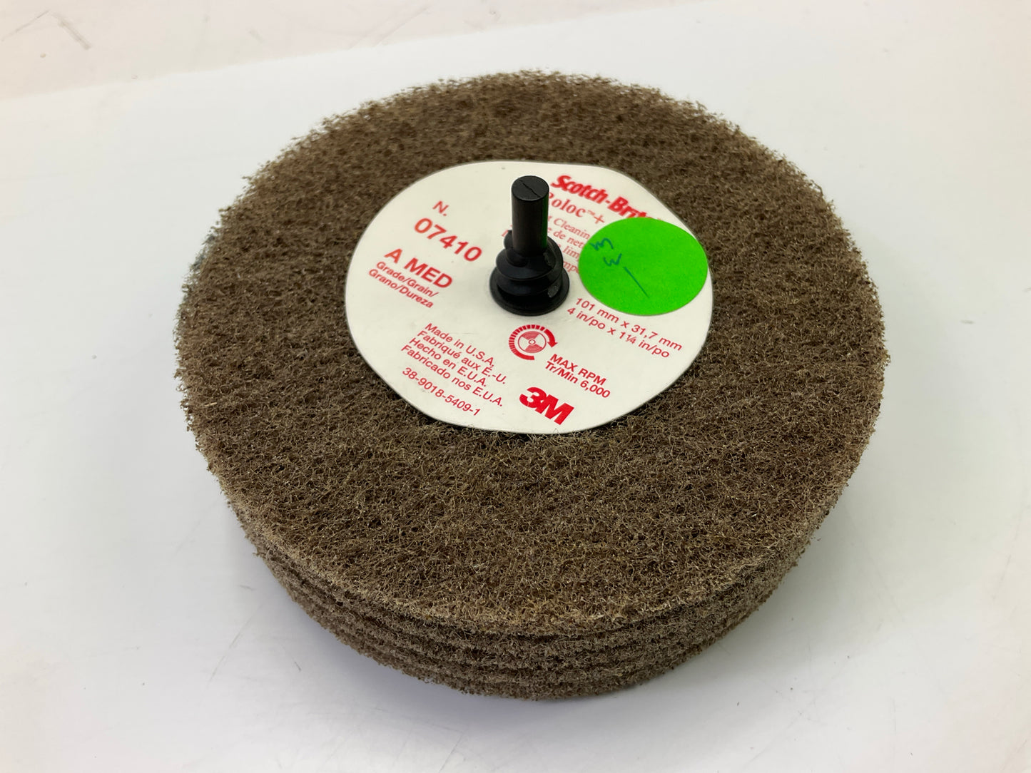 3M 07410 Scotch-Brite Roloc 4'' X 1.25'' Rivet Cleaning Disc - Medium Grit Sanding