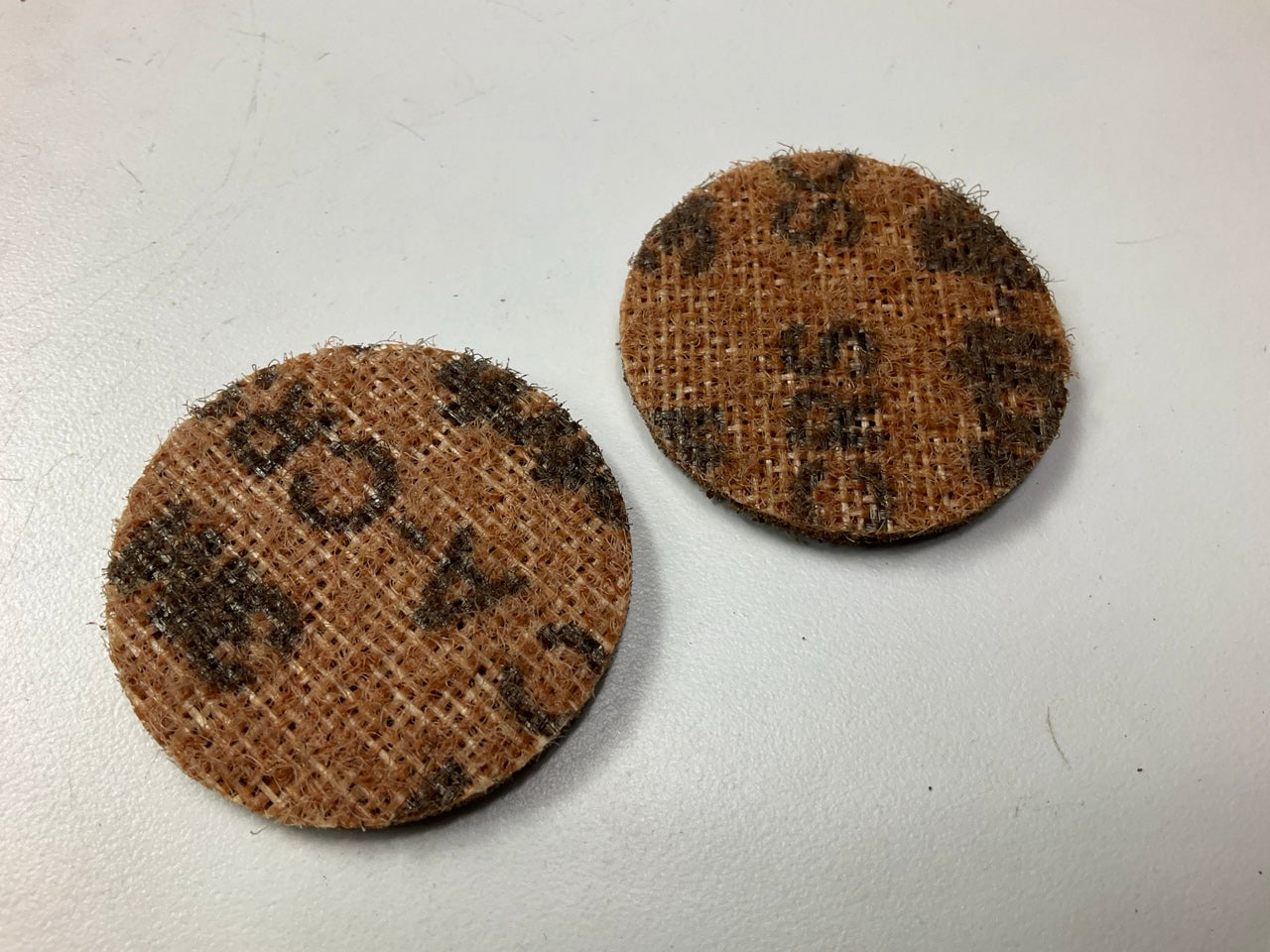 25 Discs 3M 07453 Coarse Brown 2'' Hookit Scotch Brite Surface Conditioning Disc