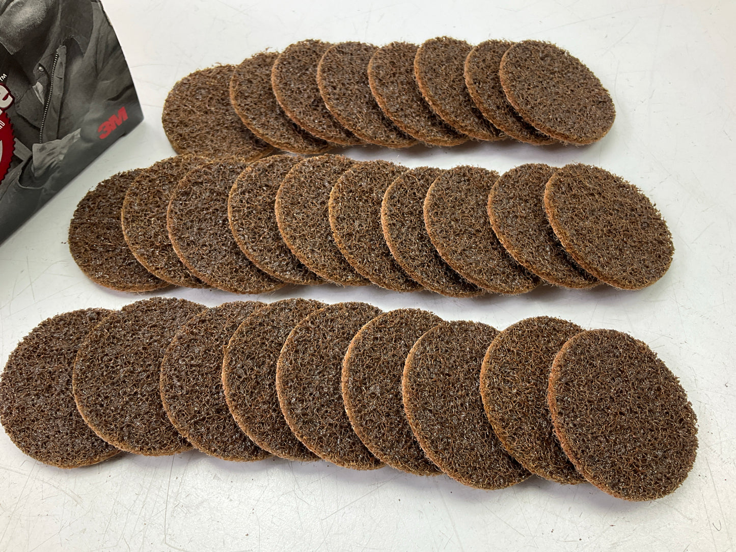 27 Total 3M 07453 Coarse Brown 2'' Hookit Scotch Brite Surface Conditioning Disc