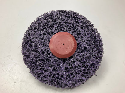 3M 07470 4'' Scotch-Brite Roloc + Clean & Strip XT Extra Coarse Disc - Pack Of 8