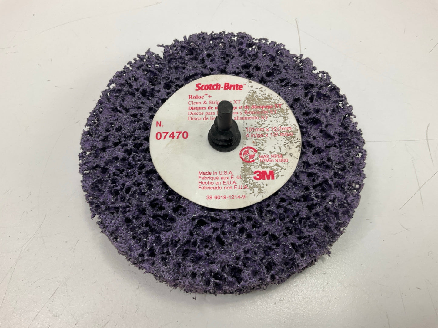 3M 07470 4'' Scotch-Brite Roloc + Clean & Strip XT Extra Coarse Disc