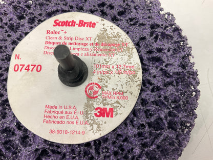 3M 07470 4'' Scotch-Brite Roloc + Clean & Strip XT Extra Coarse Disc