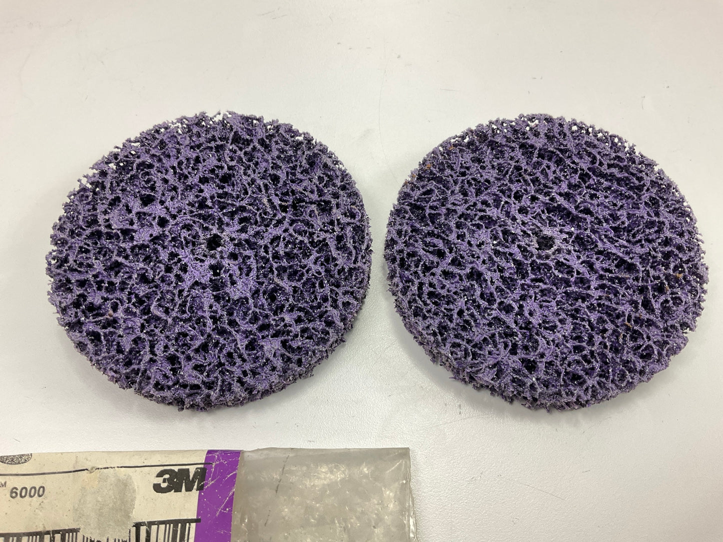 3M 07471 Scotch-Brite Clean & Strip XT Disc, 4 In X 1/4 In, 2 Discs Total