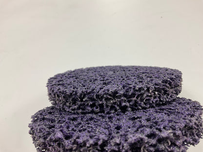 3M 07471 Scotch-Brite Clean & Strip XT Disc, 4 In X 1/4 In, 2 Discs Total