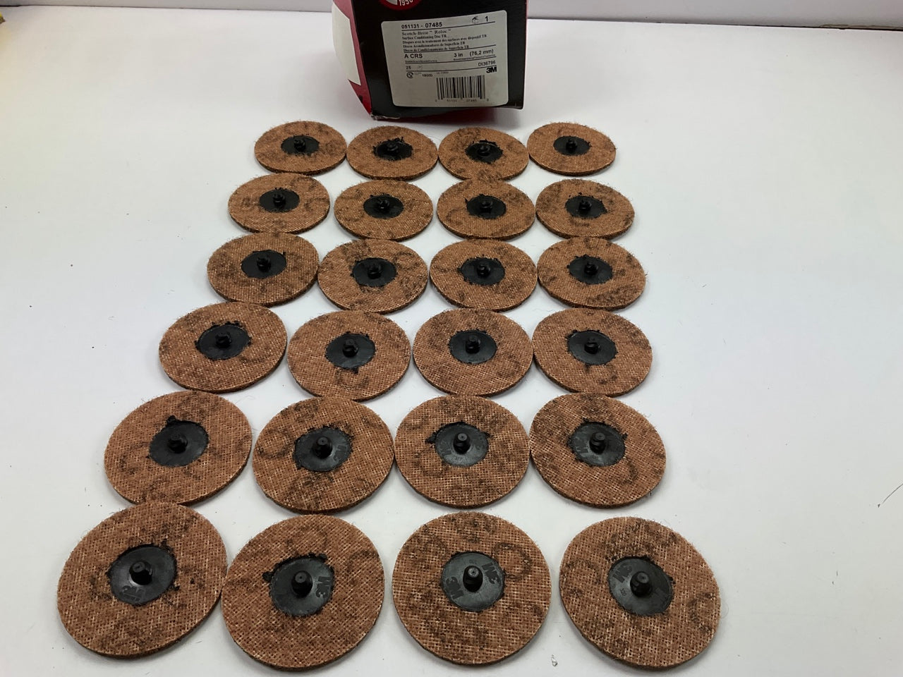24 Pack - 3M 07485 3'' Scotch-Brite Roloc Surface Conditioning Discs Coarse