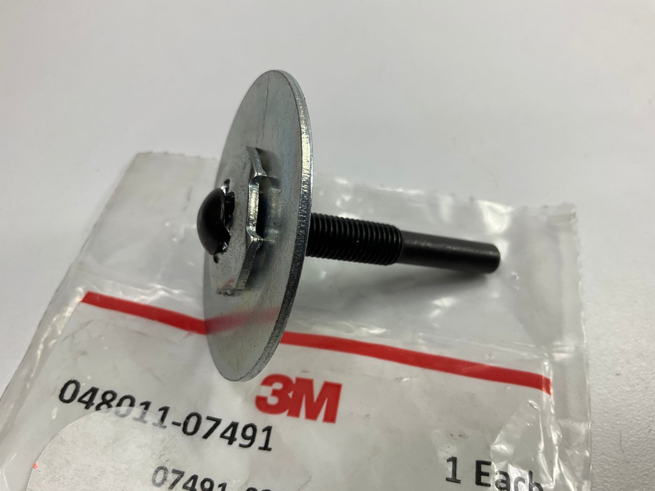 3M 07491 Wheel Mandrel For 07460 Clean And Strip Disc