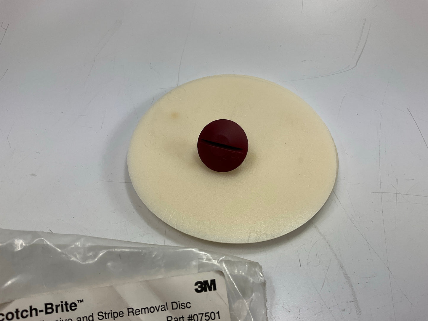 3M 07501 Scotch-Brite Molding Adhesive And Stripe Removal Disc, 4 Inch