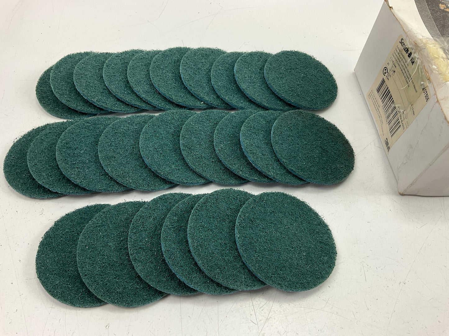 3M 07506 3'' Scotch Brite Surface Conditioning Discs, Very Fine, Box Of 25 Discs