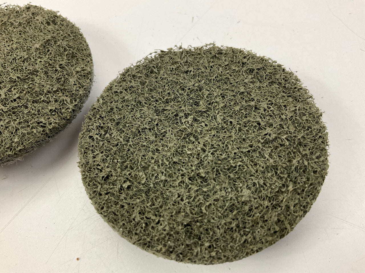3M 2'' Gray Scotch-Brite Roloc Surface Conditioning Discs, Super Fine 25/pack