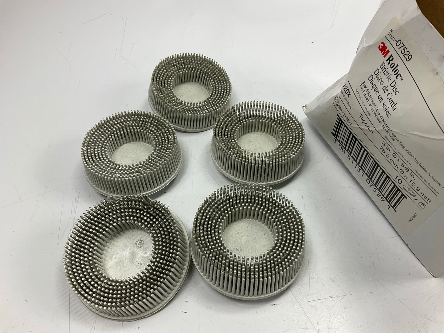3M 07529 3'' Scotch-Brite Roloc Bristle Discs, 120 Grit, Fine, 5 / PACK