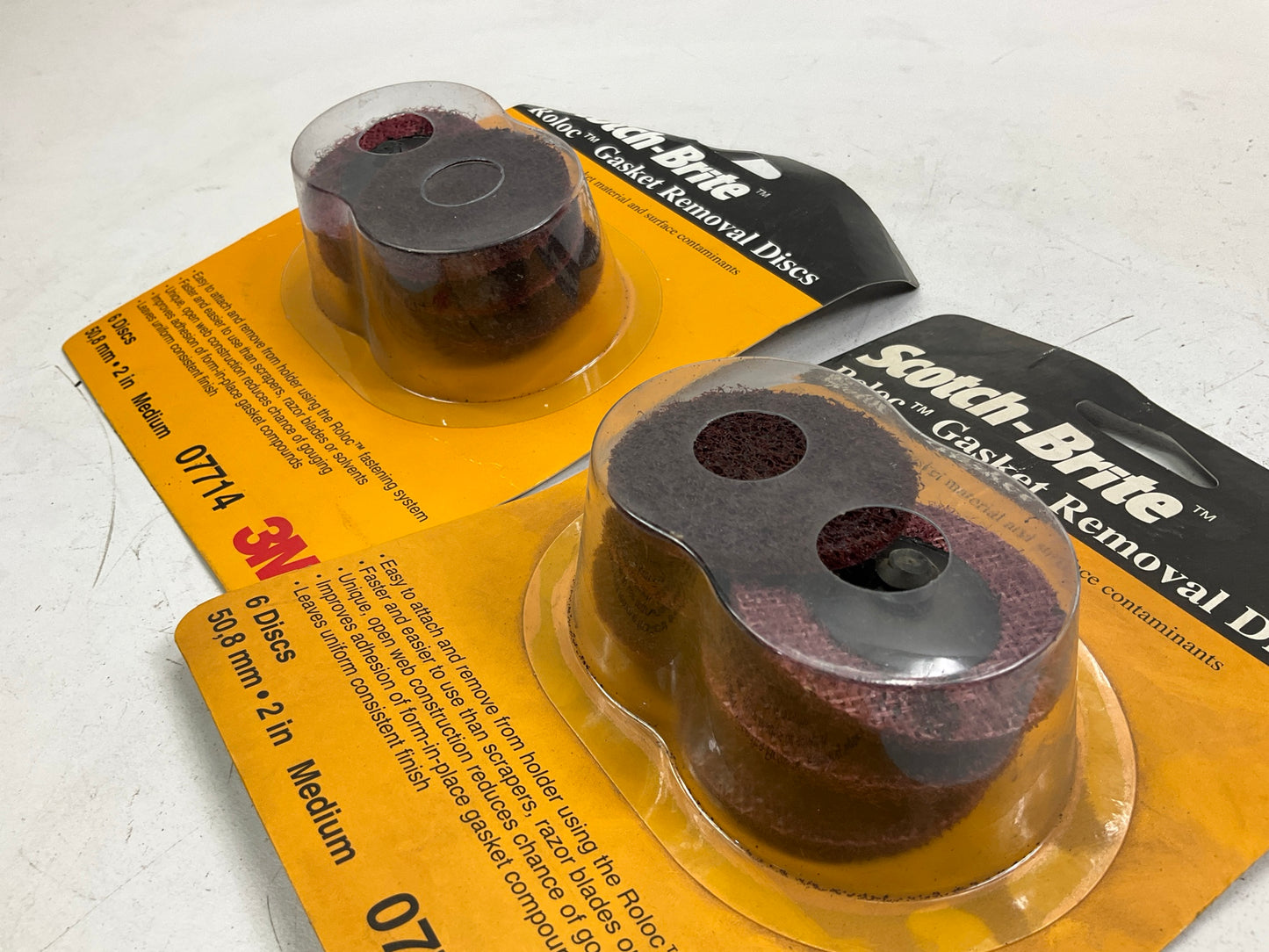 (30) Total - 3M 07714 Scotch-Brite 2'' Roloc Gasket Removal Disc Pack, Medium