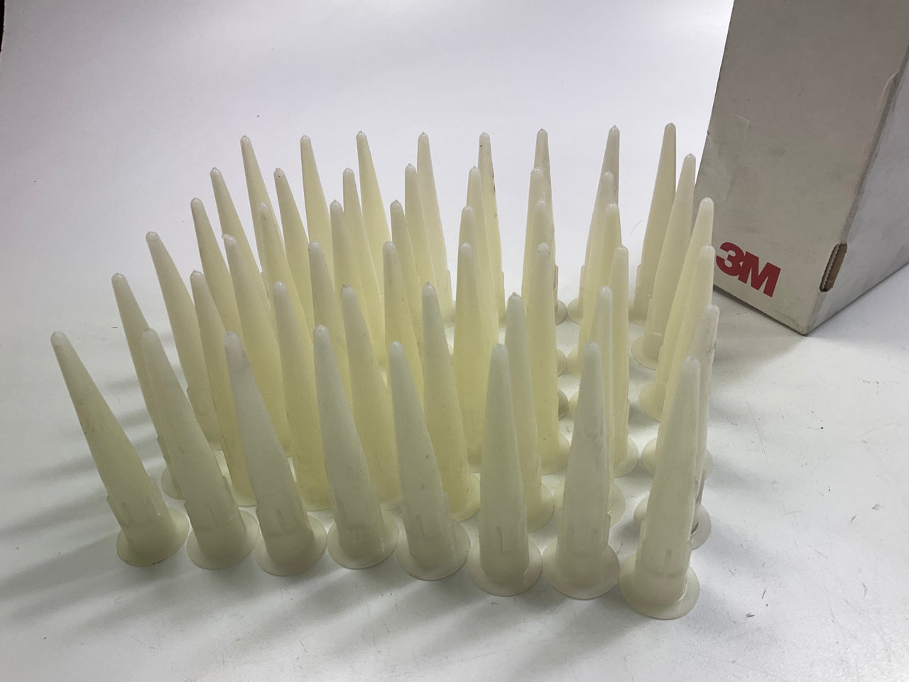 Pack Of 48 - 3M 08187 Threaded Cartridge Nozzles One-part Adhesives Nozzles