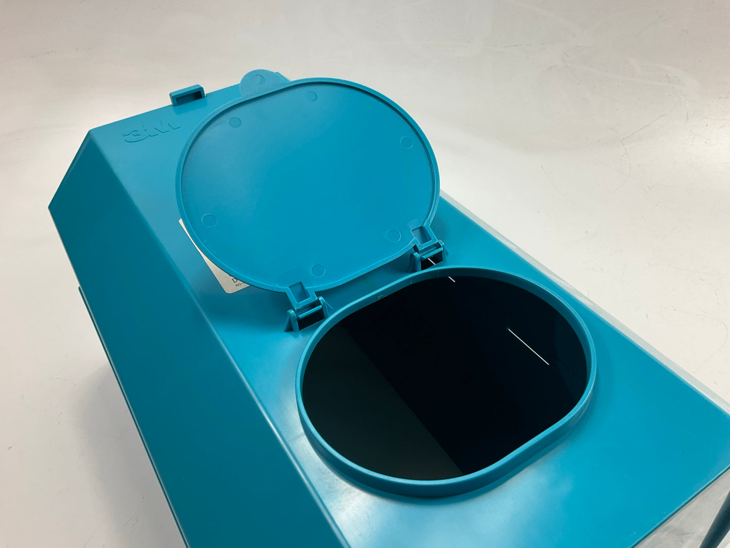 BROKEN LID, SEE PHOTOS  - 3M 16098 PPS Mini Lid And Liner Dispenser