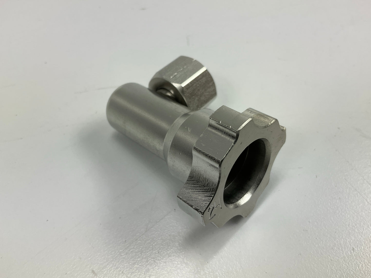 3M 16110 PPS System Adapter #24 1/4 Female, R-Angle 18 Thread NPS Side Cup Mount
