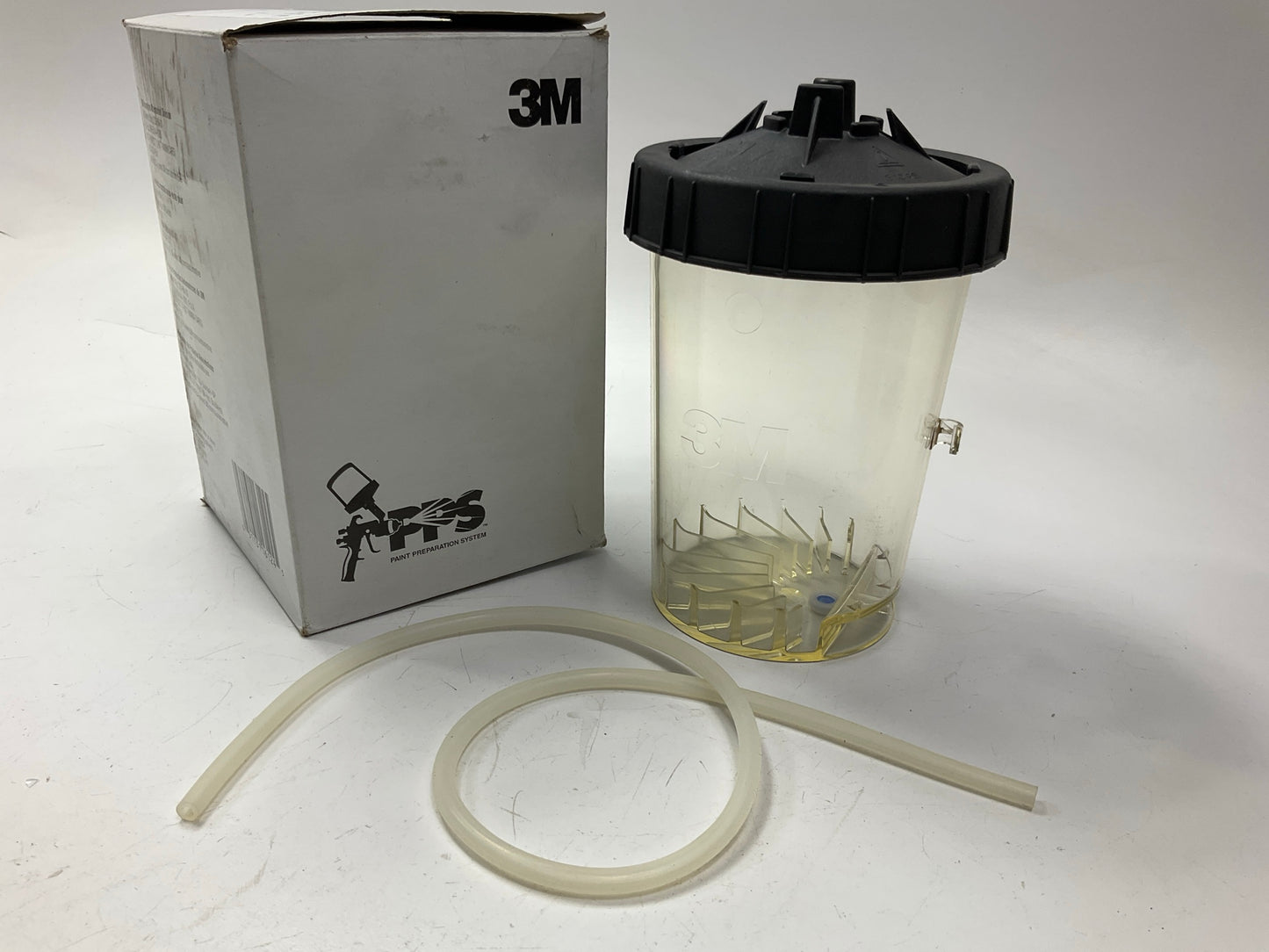 3M 16124 PPS H/O Pressure Cup With Air Hose, Large, 28 Oz