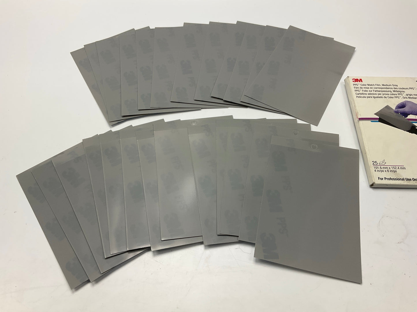 3M 16418 Color Match Film Medium Gray 25 Pack