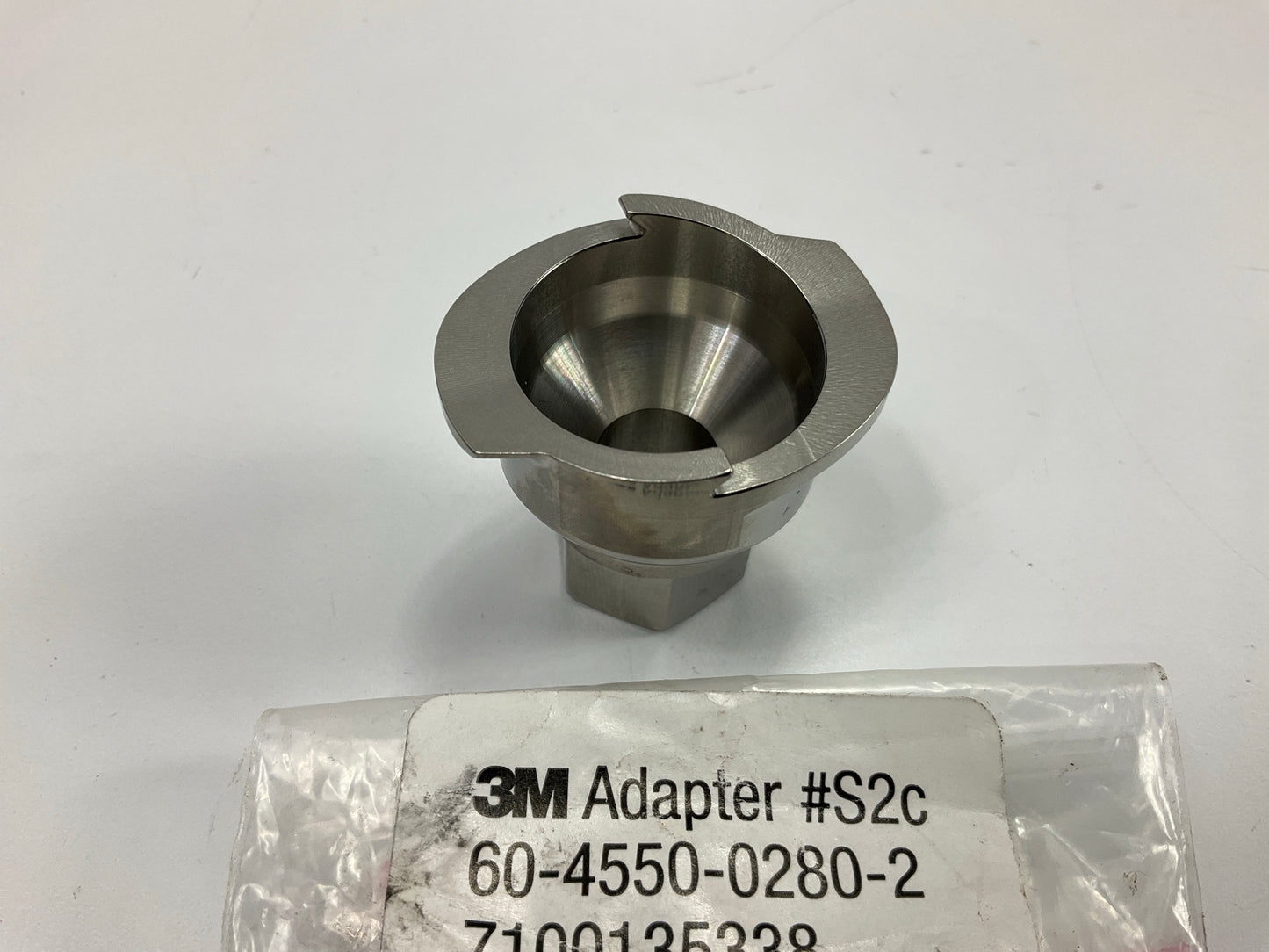 3M 26003 PPS 2.0 Spray Gun Adapter 16 Mm Female, 1.5 Mm Thread