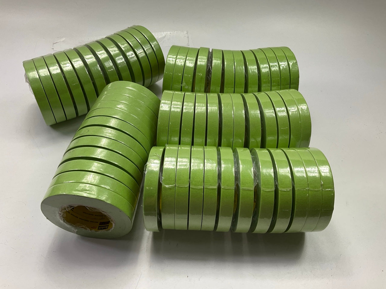 (60 Rolls) 3M 26334 Scotch Performance 233+ 18mm 3/4'' X 55yd Green Masking Tape