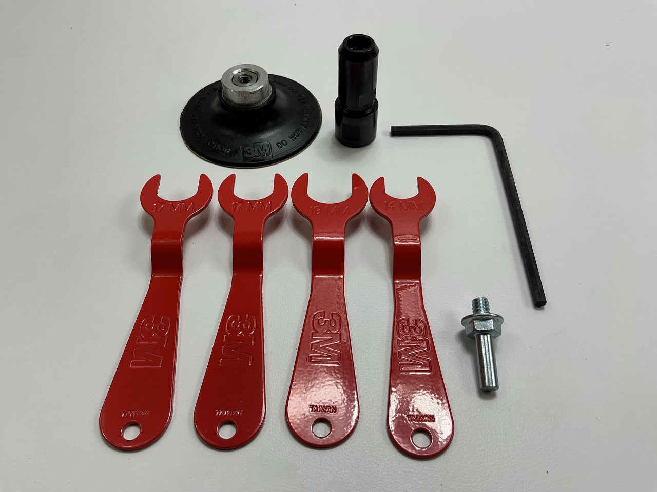 3M 28547 3'' Air Pistol Cubitron Pistol Grip Disc Sander
